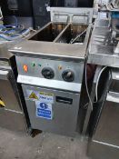 40cm electric Lincat twin-tank fryer