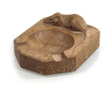 A Robert 'Mouseman' Thompson ashtray, 10 x 8 cm