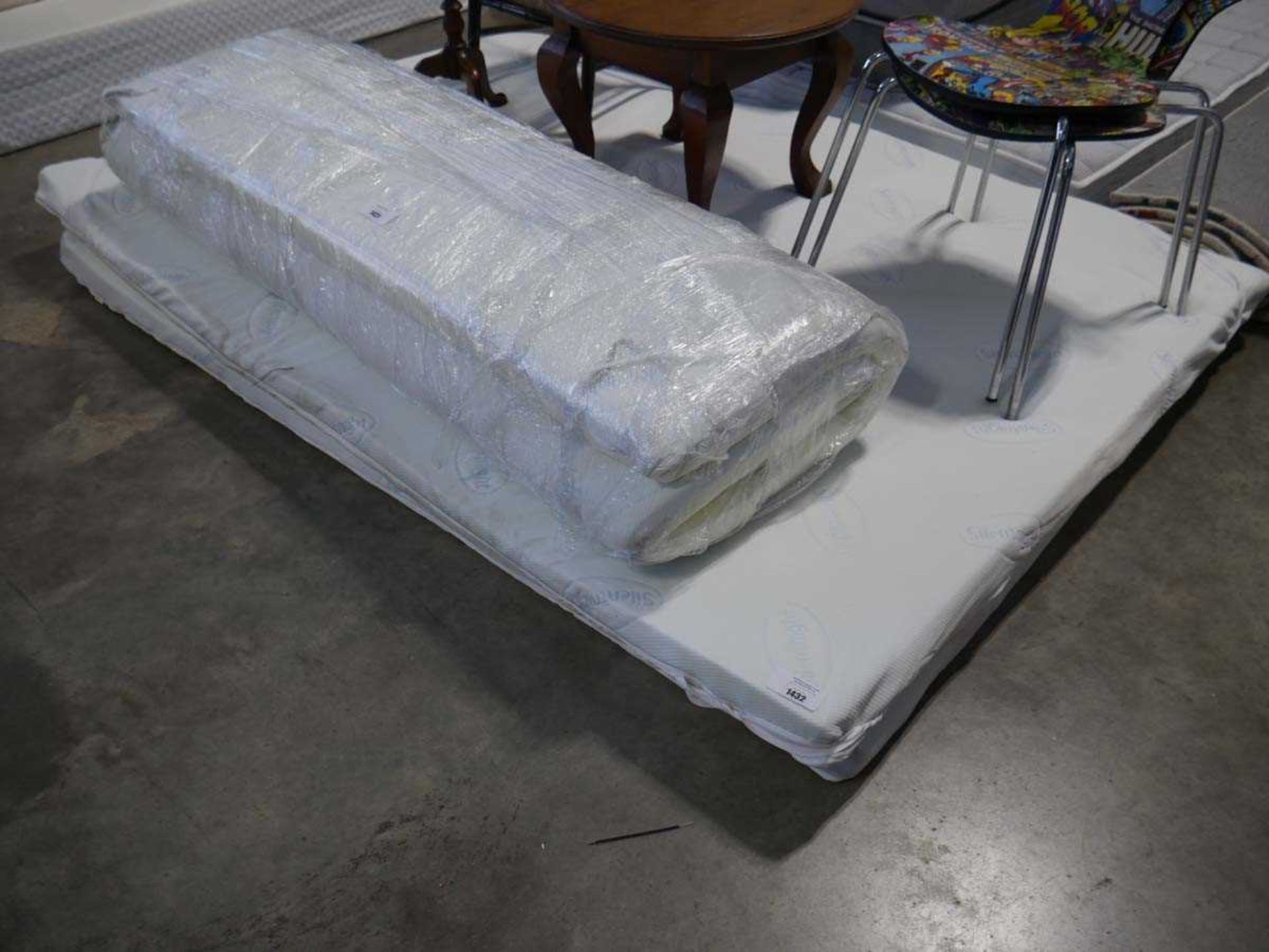 +VAT Silent Night memory foam mattress topper