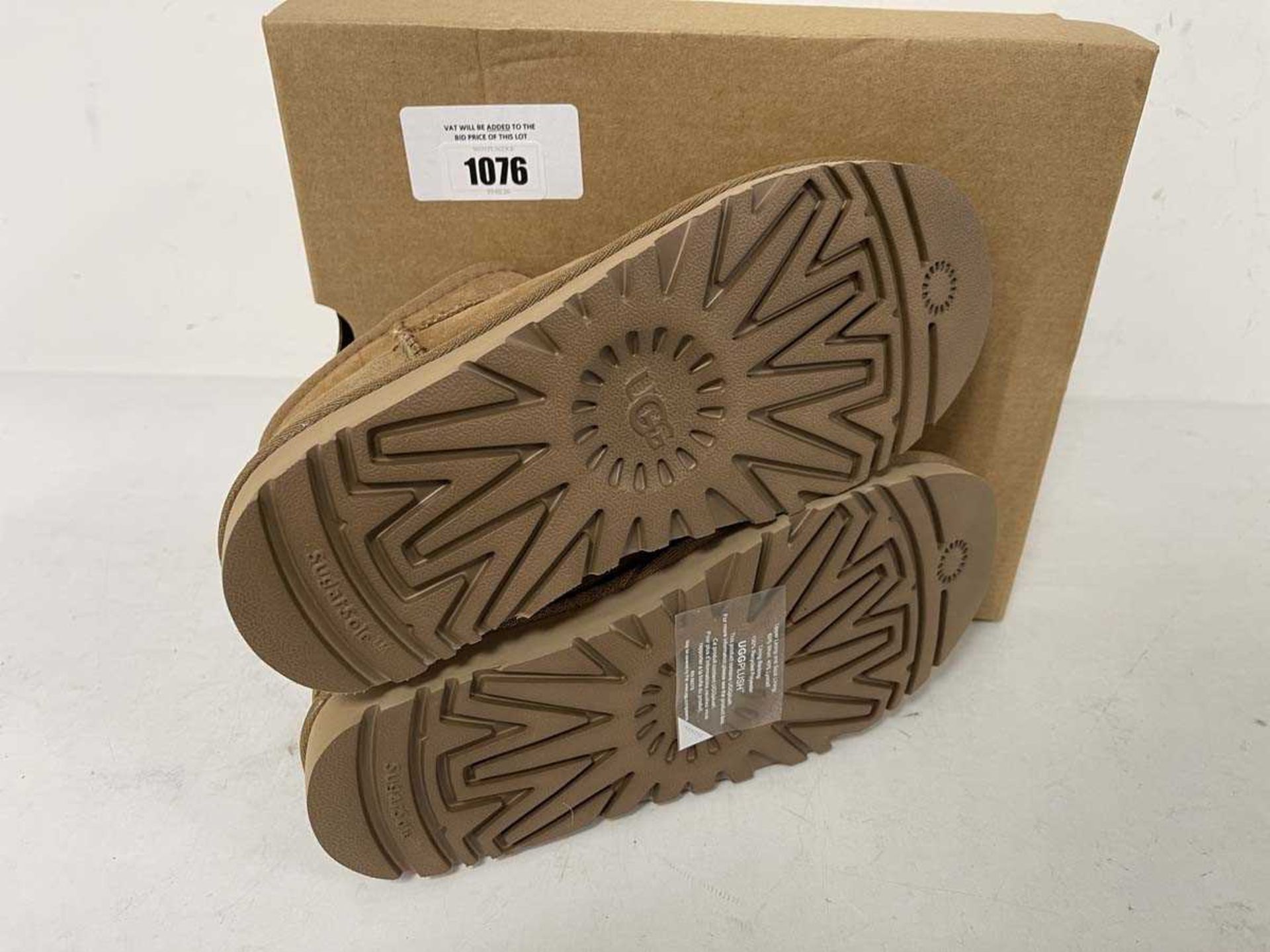 +VAT Ugg UK4 classic ultra mini boots in chestnut - boxed - Image 2 of 2
