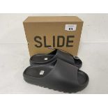 +VAT Adidas UK13 yeezy slide in onyx - boxed