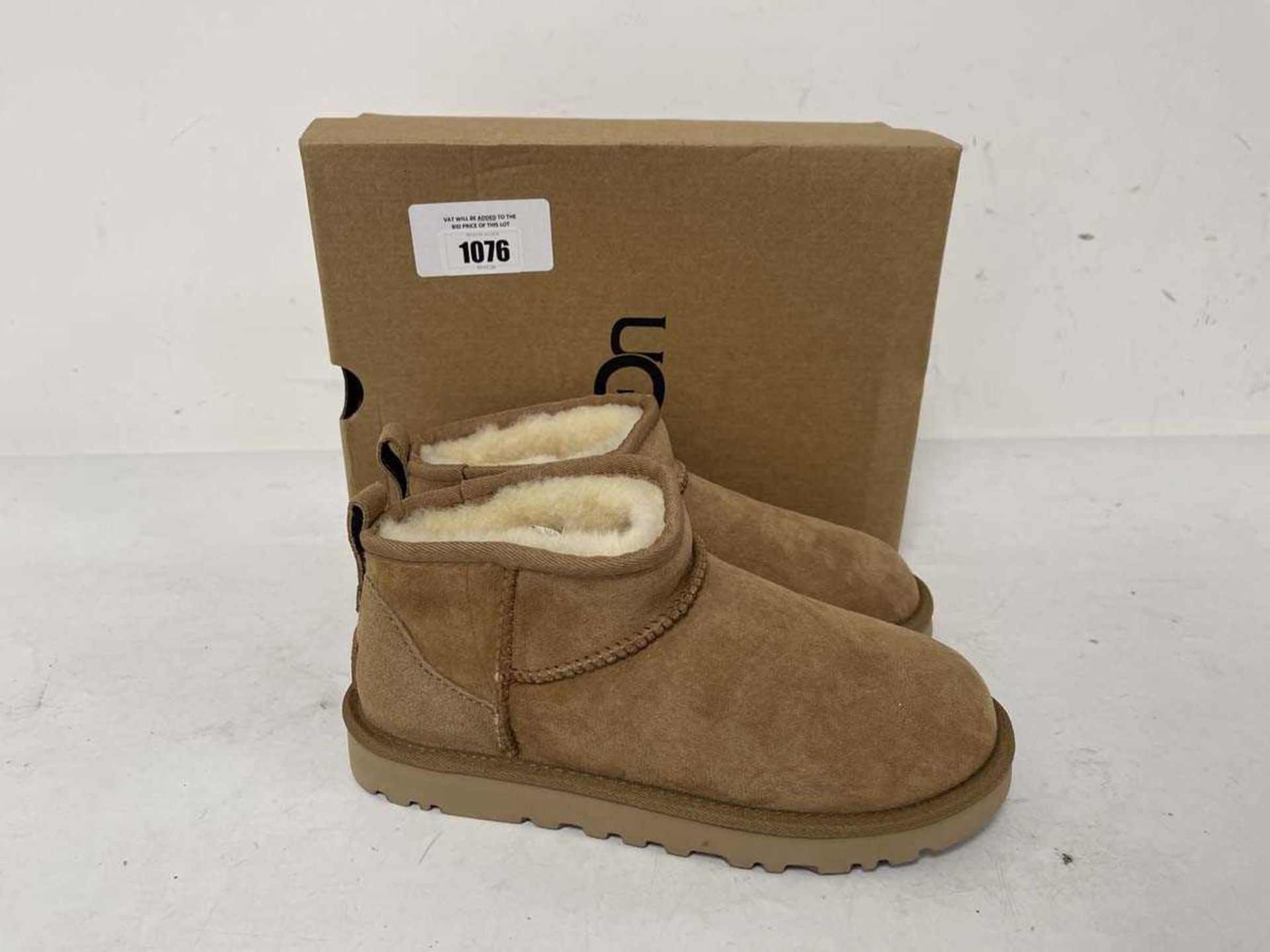 +VAT Ugg UK4 classic ultra mini boots in chestnut - boxed