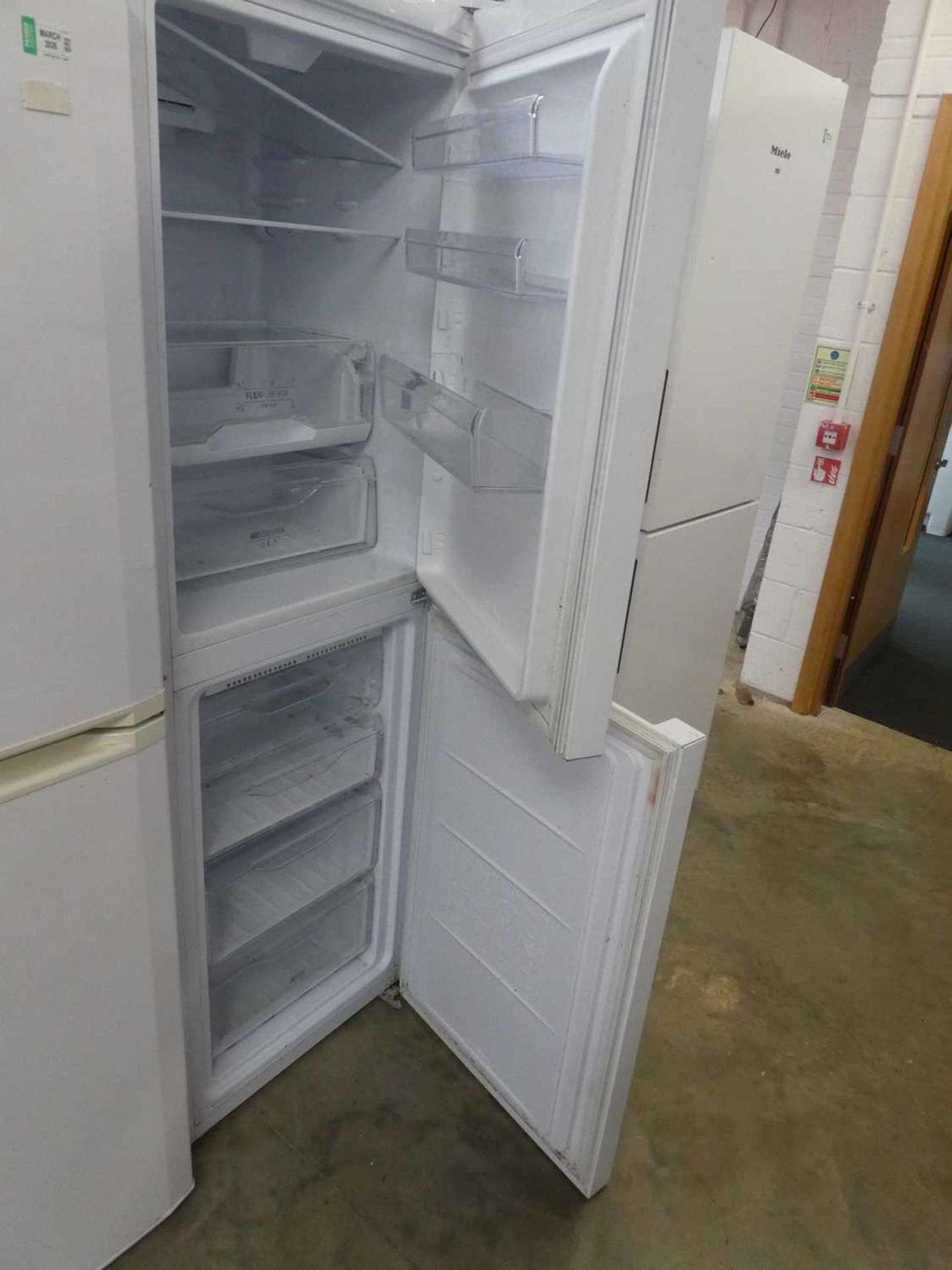 Indesit upright fridge freezer in white - Image 2 of 2