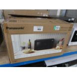 +VAT Boxed Panasonic NN-ST22QB microwave oven in black