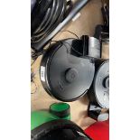 +VAT 2 Euft robotic vacuum cleaners