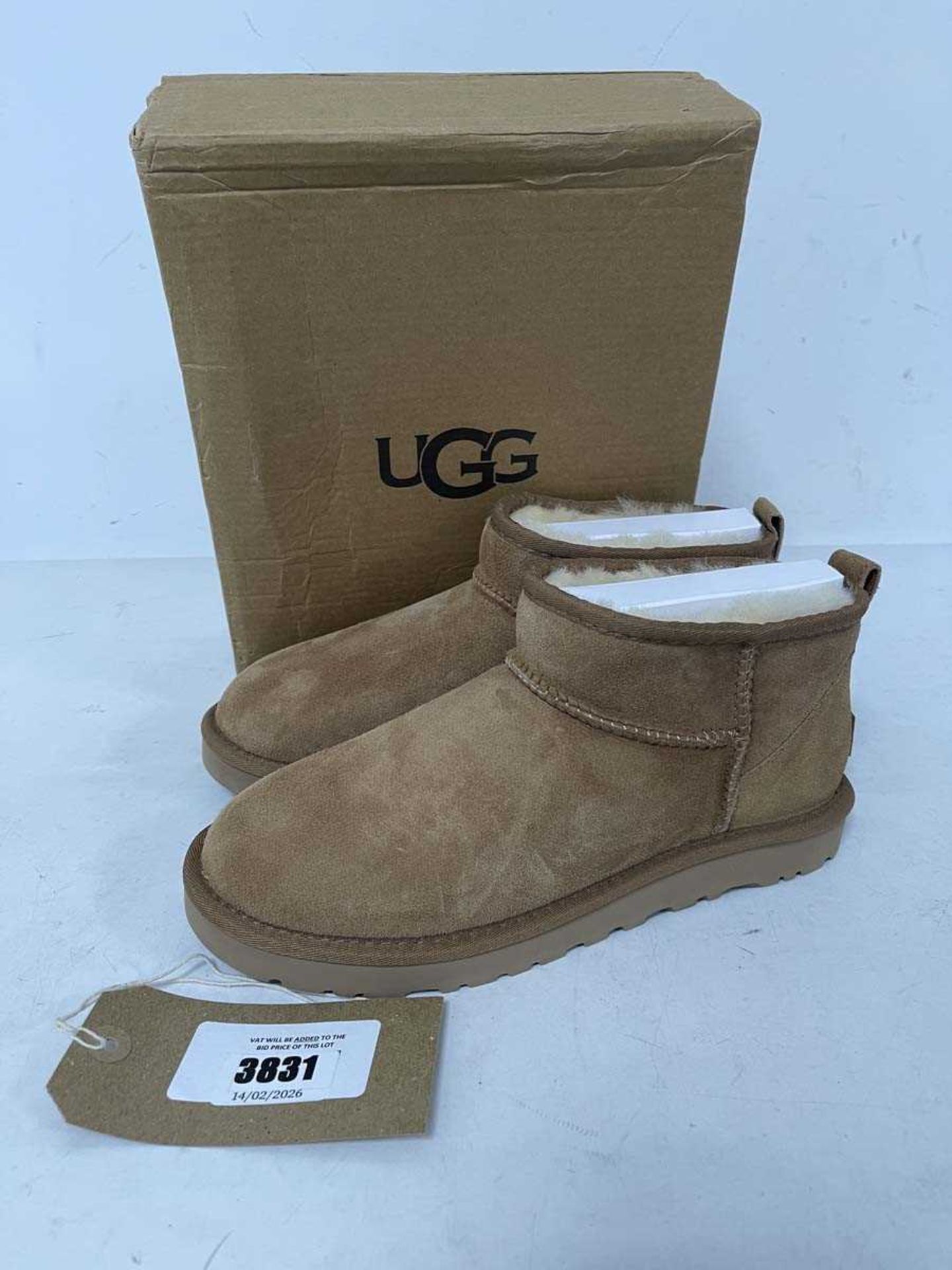 +VAT Ugg UK7 classic ultra mini boots in chestnut - boxed