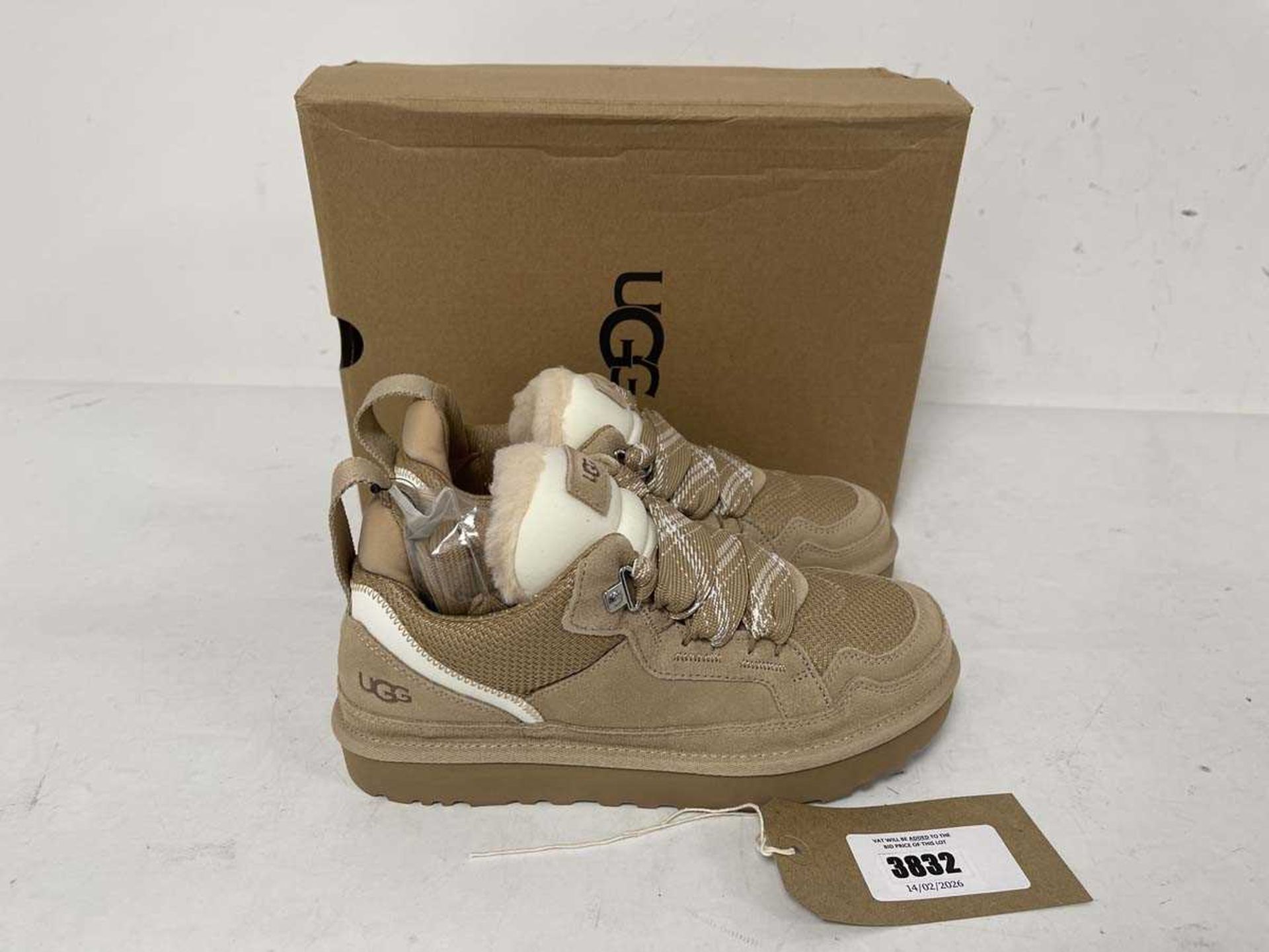 +VAT Ugg UK6 lowmel trainers in sand - boxed