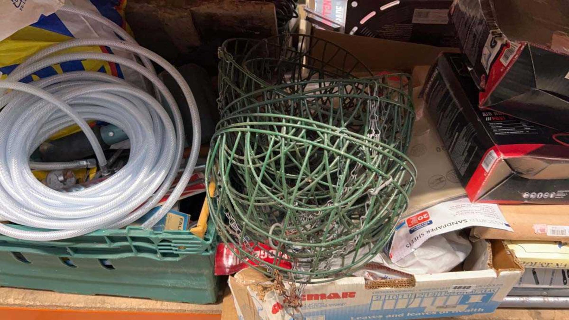 Underbay of garden related items to include hanging baskets, plastic plant pots, Parkside air sander - Image 3 of 5