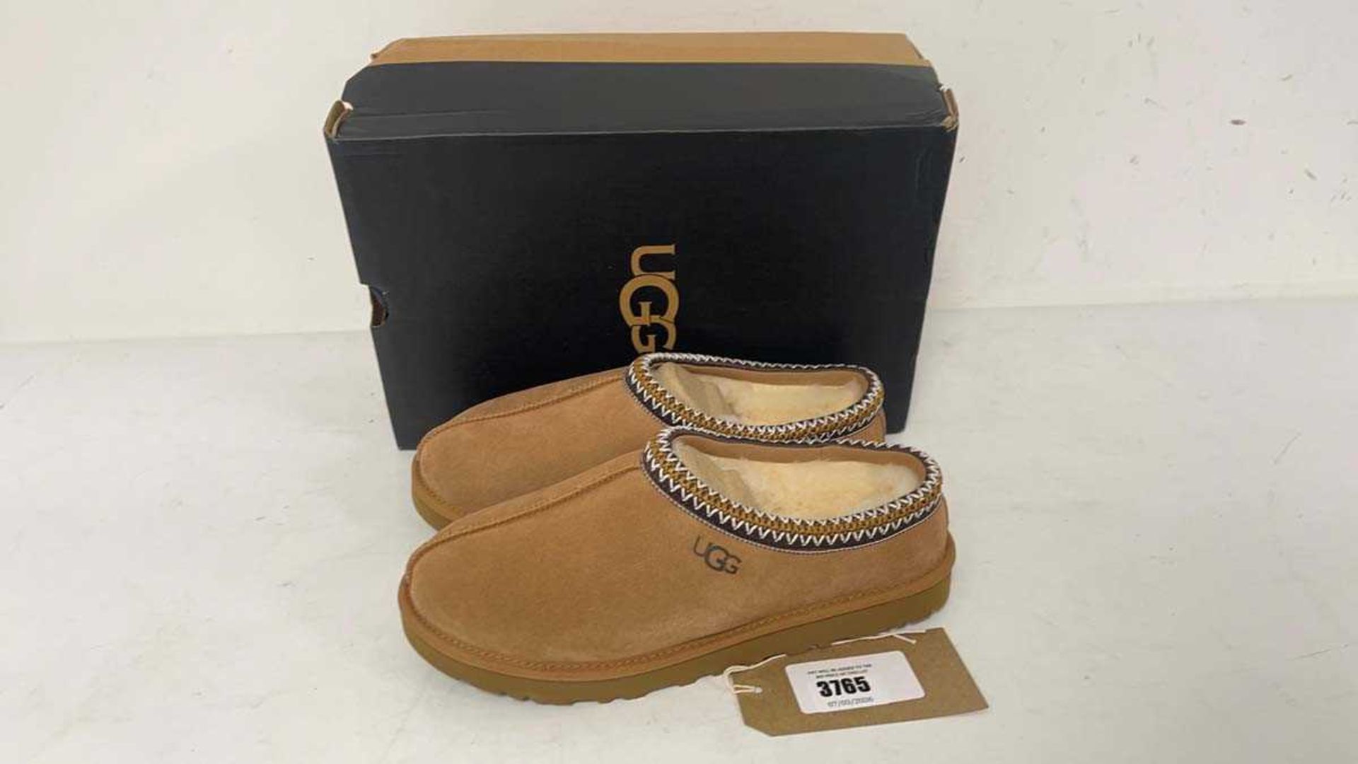 +VAT Ugg UK8 tasman II slippers in chestnut - boxed