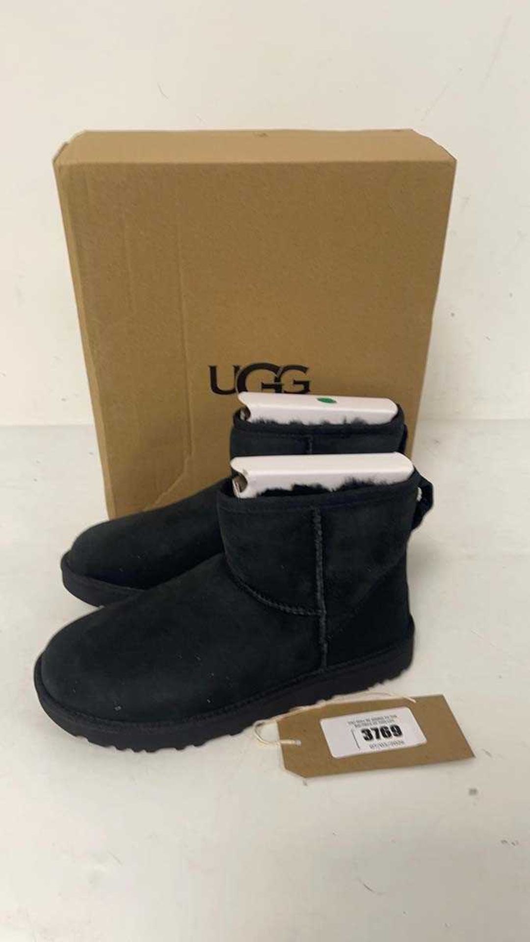 +VAT Ugg UK5 classic mini II boots in black - boxed