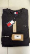 +VAT Tommy Jeans Crew Neck T-Shirt Size XL