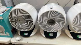 +VAT 2 Meaco 1056 table top fans