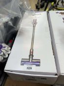 +VAT Dyson V8 Advance with pole, head, with integrated battery, charger and accessories, boxed