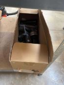 +VAT Samsung Jet 75E with pole, head, battery, charger and accessories, boxed