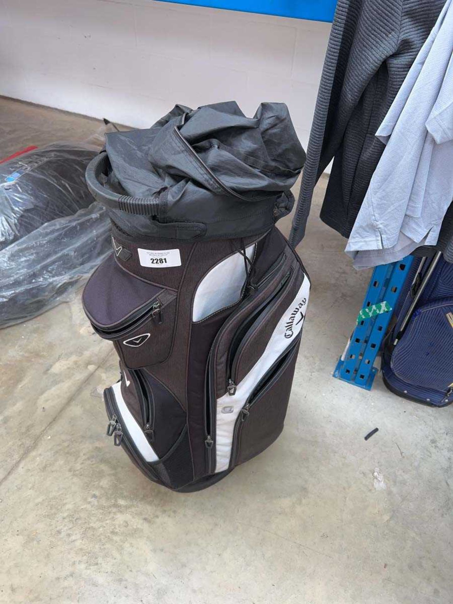 +VAT Calloway branded black and white golf bag
