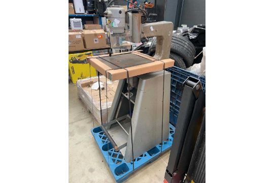 Overhead Router Large DeWalt single phase electric overhead router