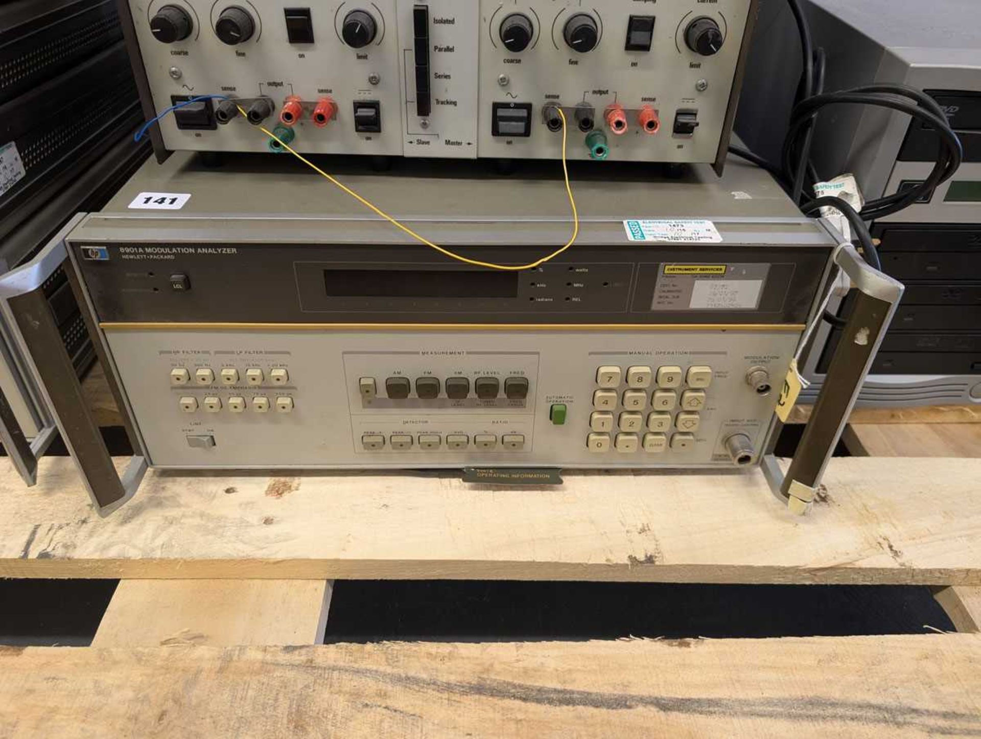 +VAT HP8901A modulation analyser