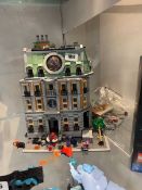 Lego Marvel Sanctum Sanctorum (76218) with 4 associated mini figure characters incl. Spider-Man,