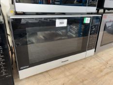 +VAT Panasonic inverter microwave (NNSF464M)