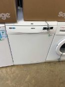Zanussi dish washer in white
