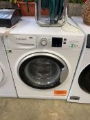 Hotpoint 9kg washing machine in white