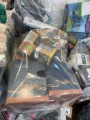 +VAT Bag of mainly reptile vivarium related items incl. 2 Pro Rep extra large rectangular heater