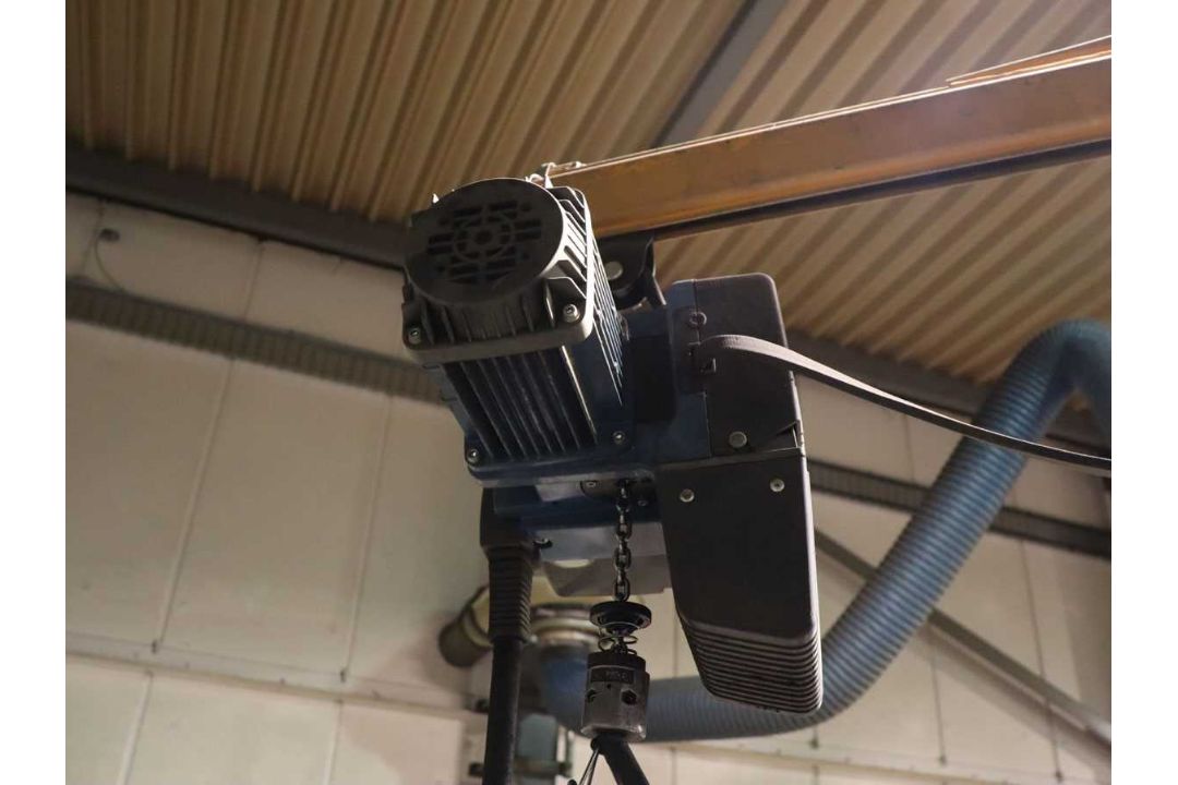 +VAT Yellow 125kg capacity jib crane with Demag electric chain hoist - Image 6 of 9
