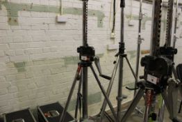 +VAT Manfrotto 087NW heavy duty steel wind up camera stand on castors. Max load 30Kg, Max height