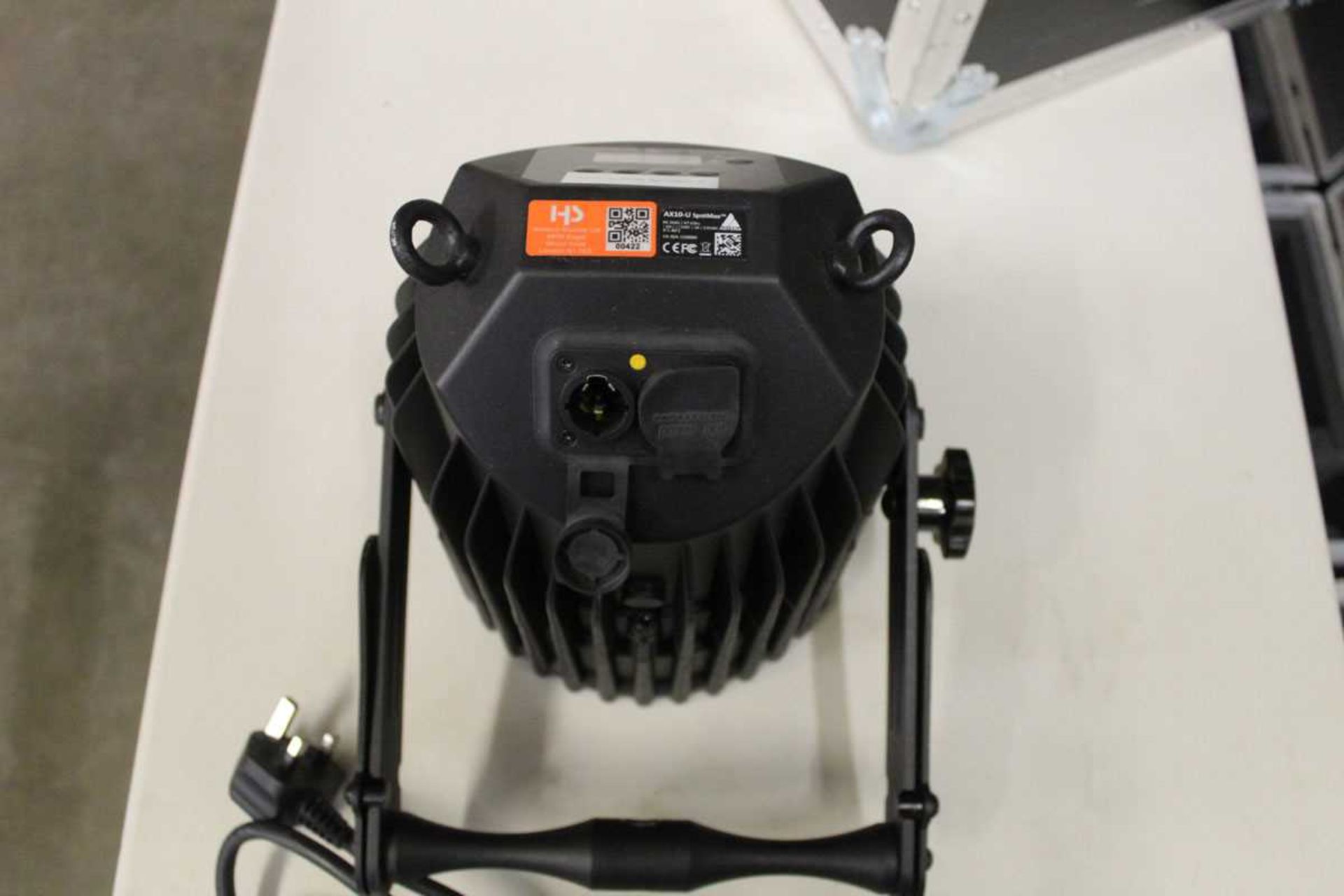 +VAT Astera AX10 Spotmax spotlight in flight case - Image 4 of 5