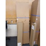 +VAT STANDiT PRO monitor stand in box with support player