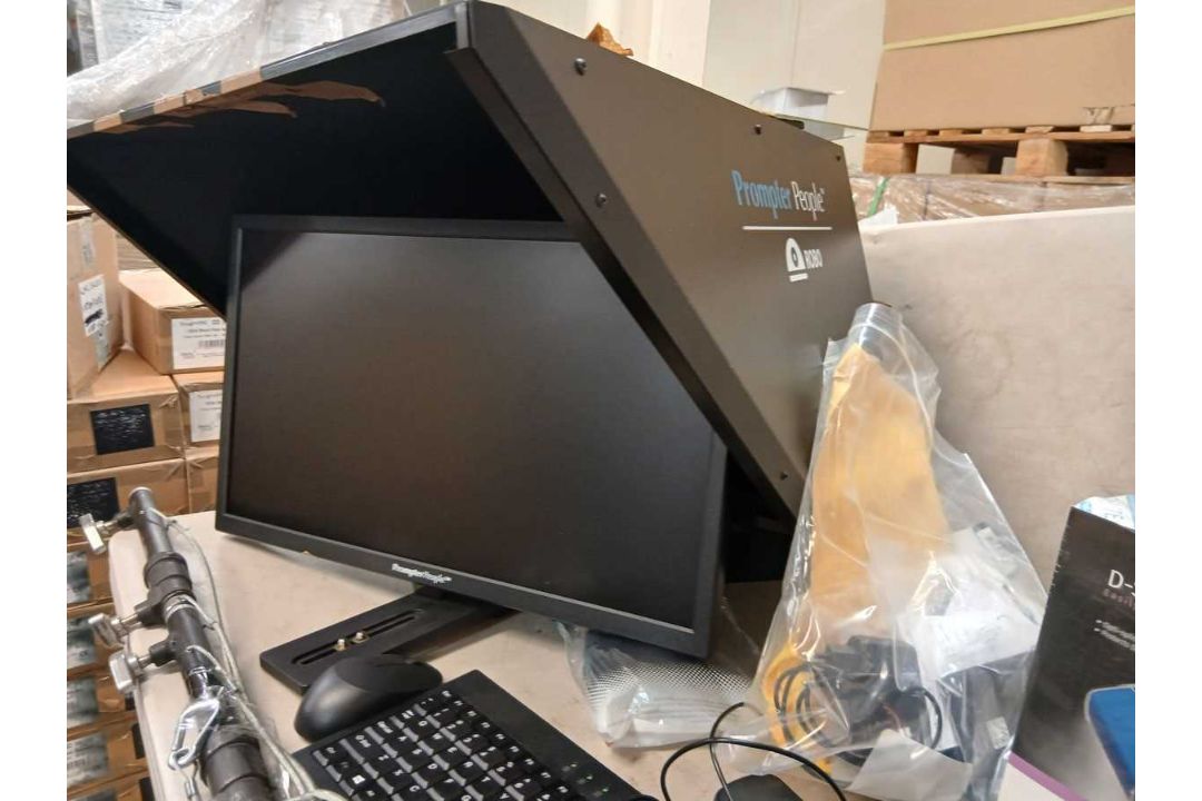 +VAT ReadyCam broadcast system with a Sony BRC-H900 HD 3CMOS moving camera, 4 lighting units, - Image 8 of 8