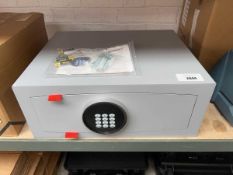 +VAT Securikey digital coded safe with 2 keys, fixings and manual