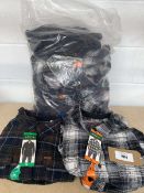+VAT Approx. 10 men's Orvis button up shirts