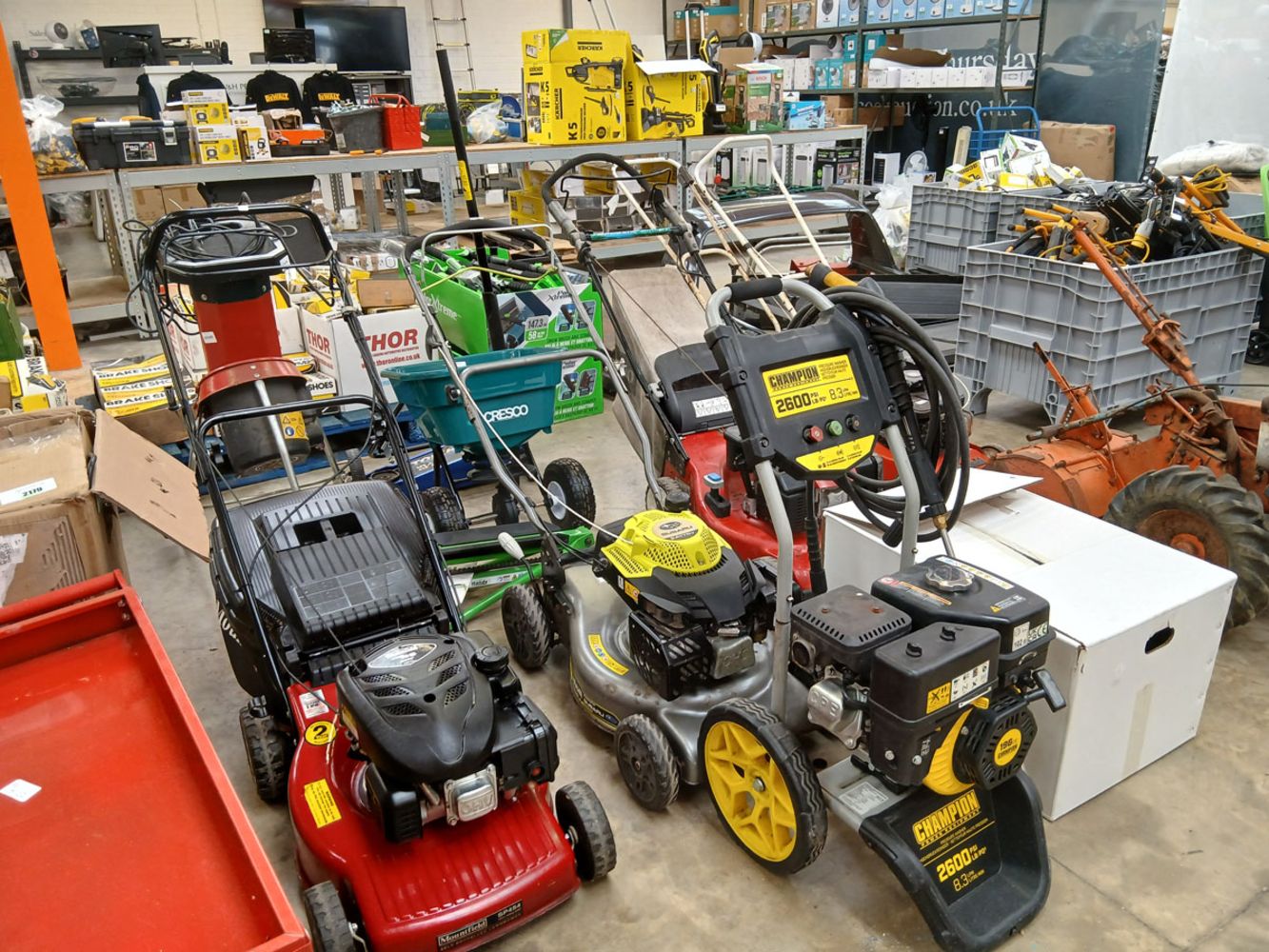 St Neots Weekly Sale 2