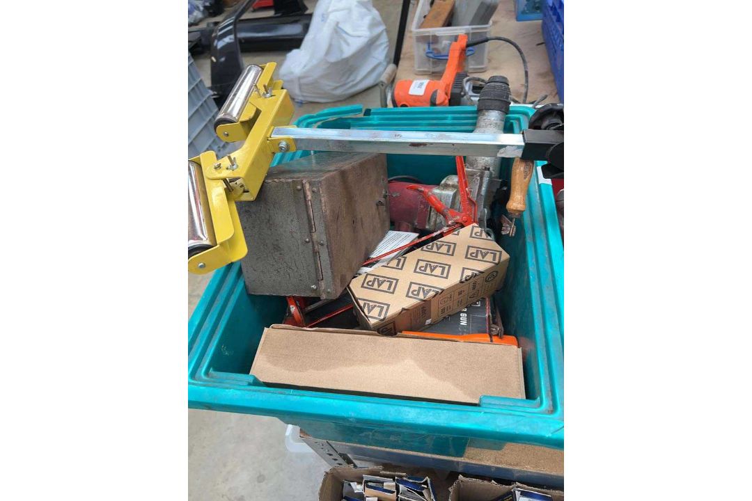 Quantity of mixed tooling to include Stanley toolbox, roller saw stand, trowels etc. - Image 2 of 2