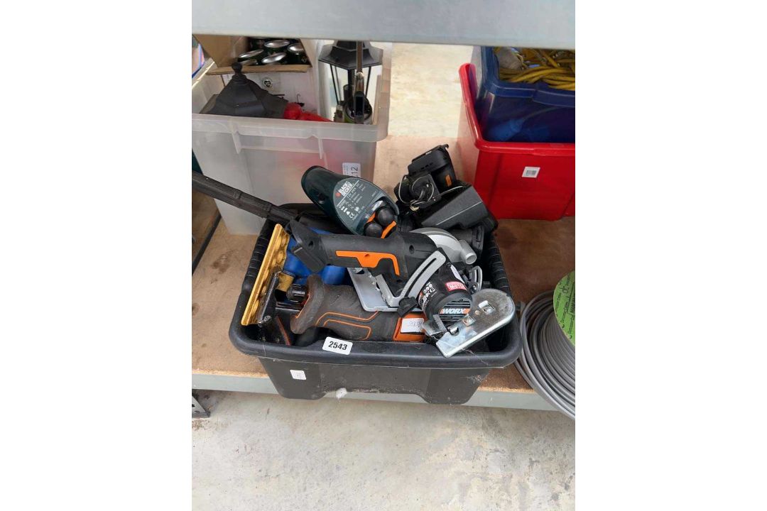 Black crate of mixed tooling to include Worx cordless hand saw, Repsaw etc.