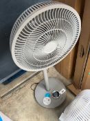 +VAT Duux pedestal fan