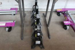 +VAT 4 Halfords black lightweight axel stands