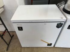 +VAT Hisense chest freezer in white finish