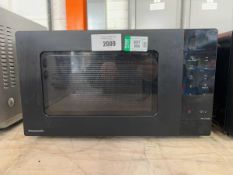 +VAT Panasonic NN.ST22QB digital microwave oven in black finish