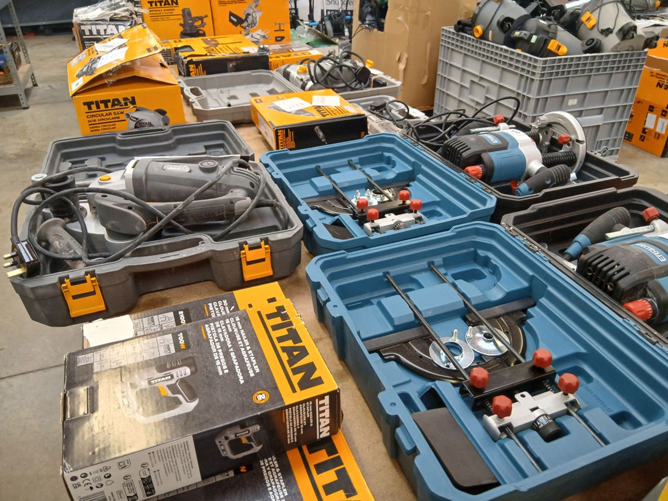 St Neots Weekly Sale 2