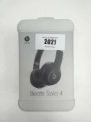 +VAT *Sealed* Beats Solo 4 wireless headphones
