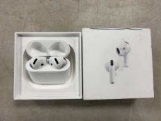 +VAT Apple Airpods 4 ANC, boxed with charging case