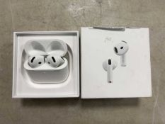 +VAT Apple Airpods 4 ANC, boxed with charging case