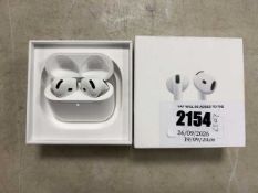 +VAT Apple Airpods 4, boxed with charging case