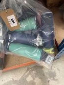 +VAT Bag of metal water bottles