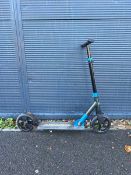 Osprey folding children's scooter