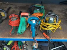 +VAT Selection of hedge trimmers and chainsaws to include Challenger hedge trimmer, Makita hedge