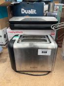 +VAT Bosch 2 slice toaster plus 2 Morphy Richards vacuum sealer and food preservers