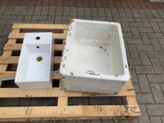 White ceramic Belfast sink and a smaller ceramic sink